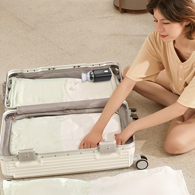 Electric Pump With Vacuum Storage Bags With USB Cable 5