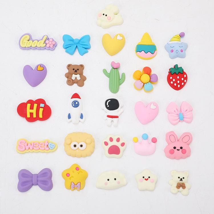 3D three-dimensional stickers for water cups, cute cartoon stickers, DIY refrigerator stickers, mobile phone stickers, three-dimensional soft rubber resin buckle 4 Random Pattern Soft Rubber Buttons + 4 Dots of Glue - Cute