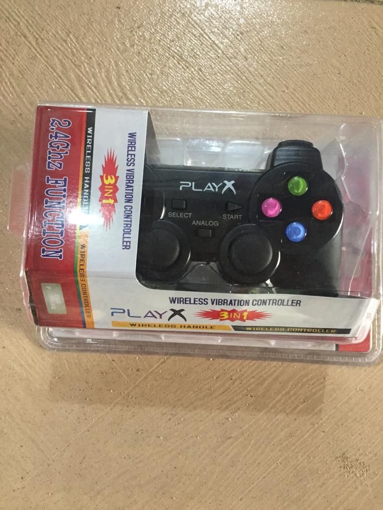 NEW 3 IN 1 2.4GHZ WIRELESS VIBRATION CONTROLLER FOR PS2, PS3 & PC