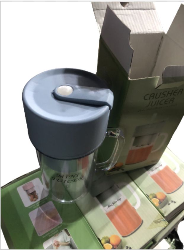 Rechargeable Mini Portable Juice Crusher Machine With Straw