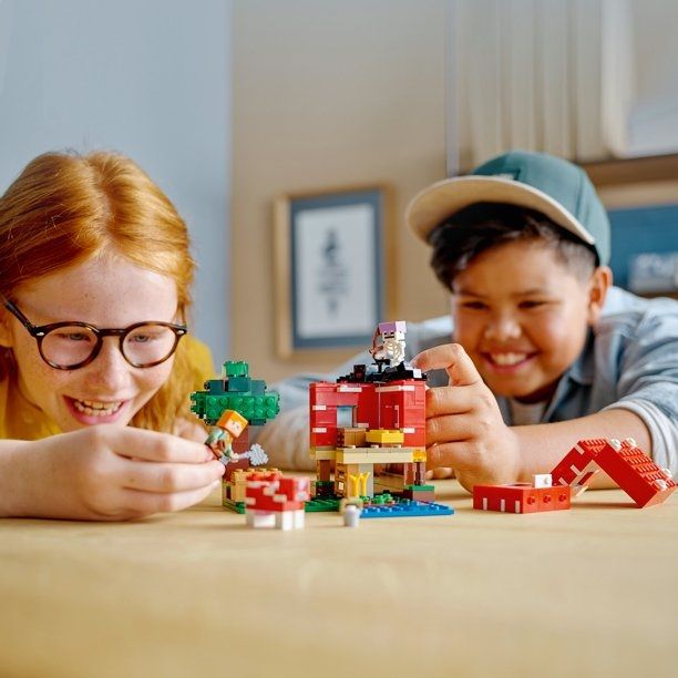 Minecraft The Mushroom House 21179 Building Kit 272 Pcs