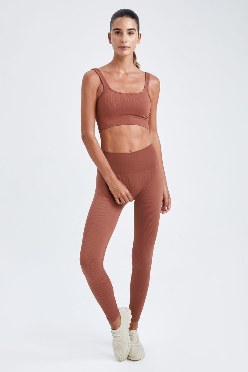 Woman Legging Fit Knitted Leggings-Brown