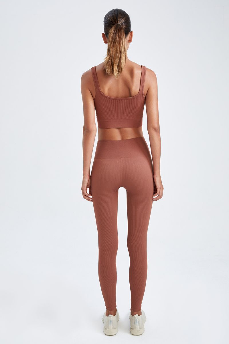 Woman Legging Fit Knitted Leggings-Brown