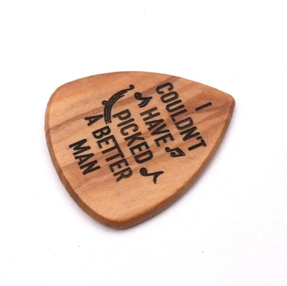 Guitar Pick Holder Suit Wooden Guitar Picks Case Delicate Guitar Picks Acoustic Electric Guitar Accessories Musical Instrument