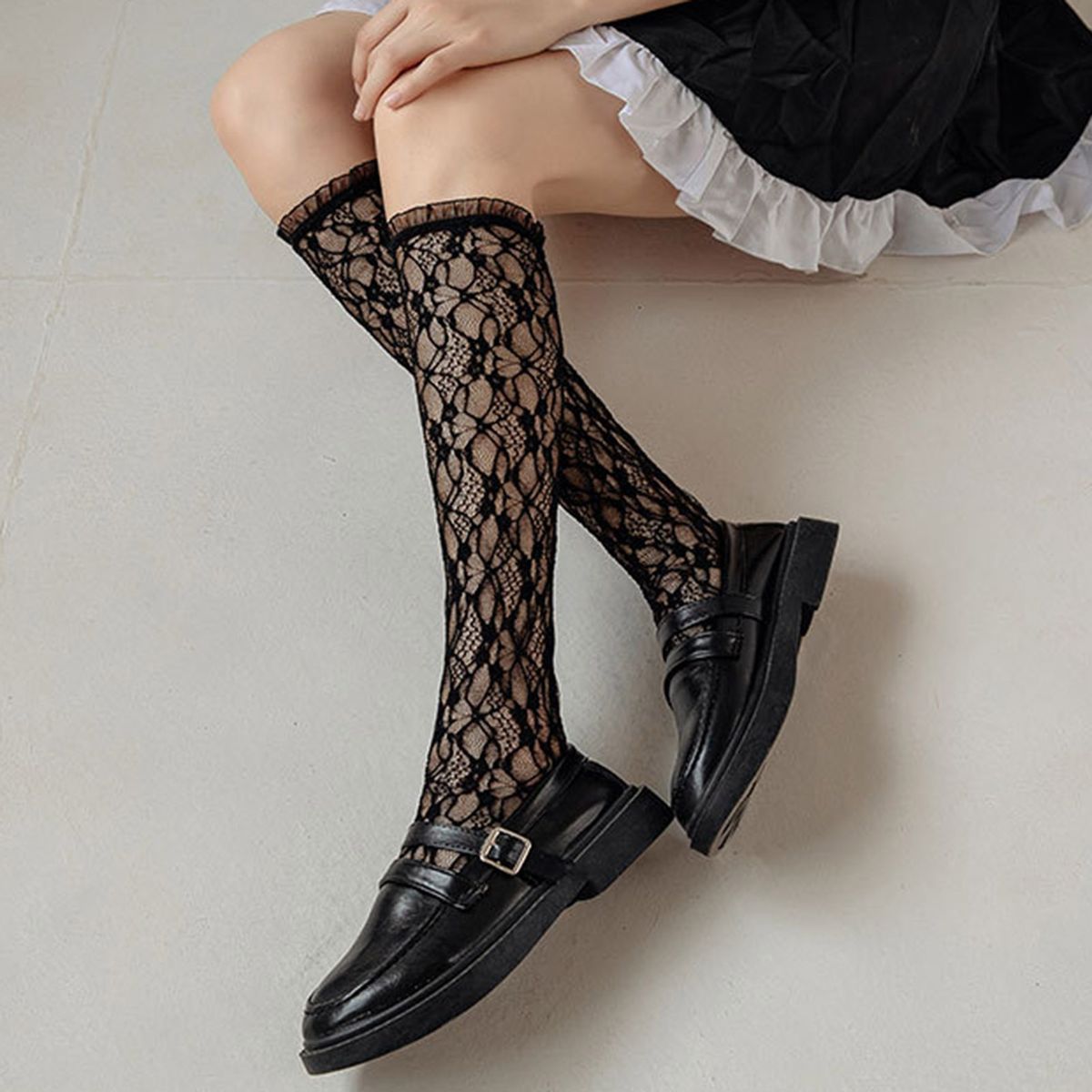 1 Pair Women Socks Lightweight Decorative Moisture Black