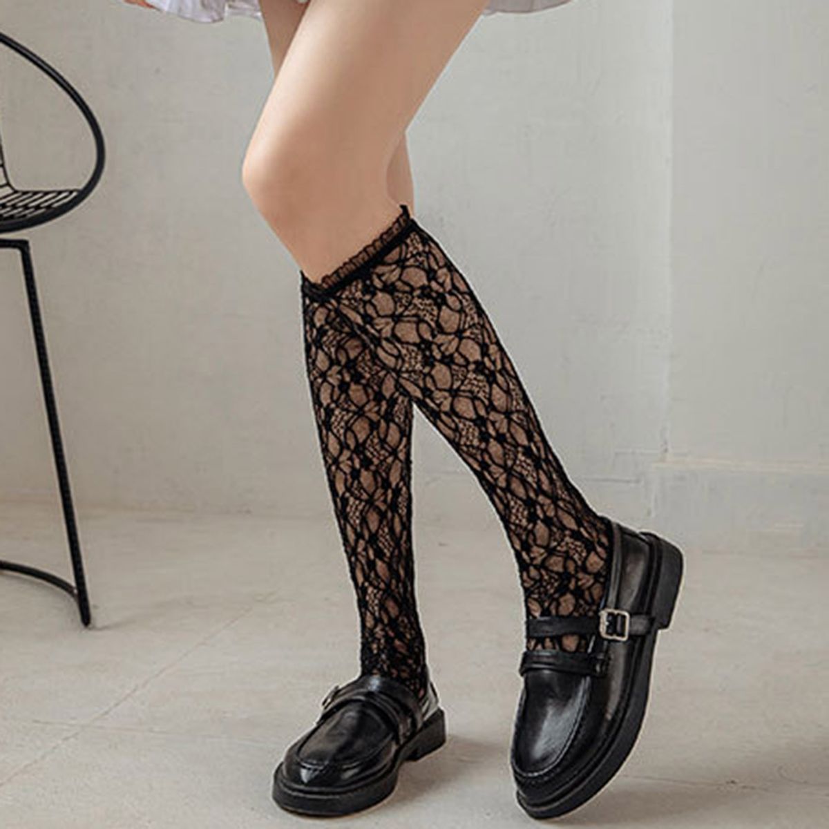 1 Pair Women Socks Lightweight Decorative Moisture Black