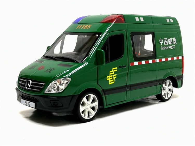 Mercedes-Benz Sprinter 1:32 Sound And Light Pull Back