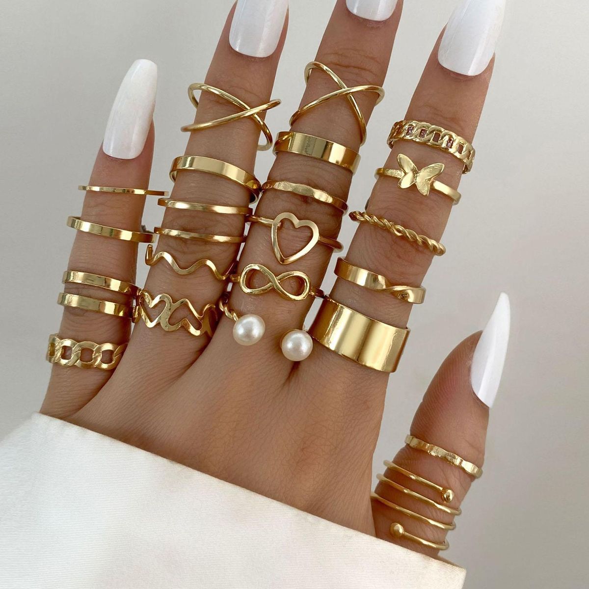 22PcsSet Finger Rings Hollowed-out Heart Decor Ladies Rings Golden