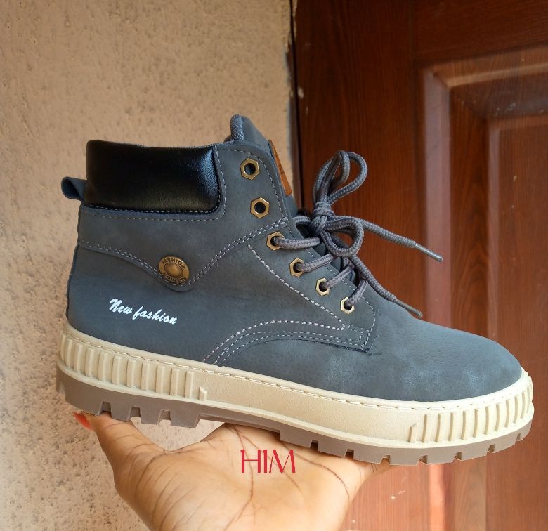 Him Sturdy High Top Sneakers Boot
