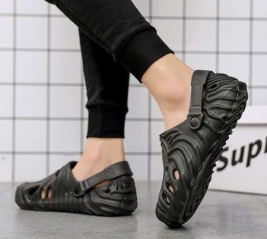 Unisex Fashion Foot Wear/ Waterproof Beach Wear For Outdoor - Black