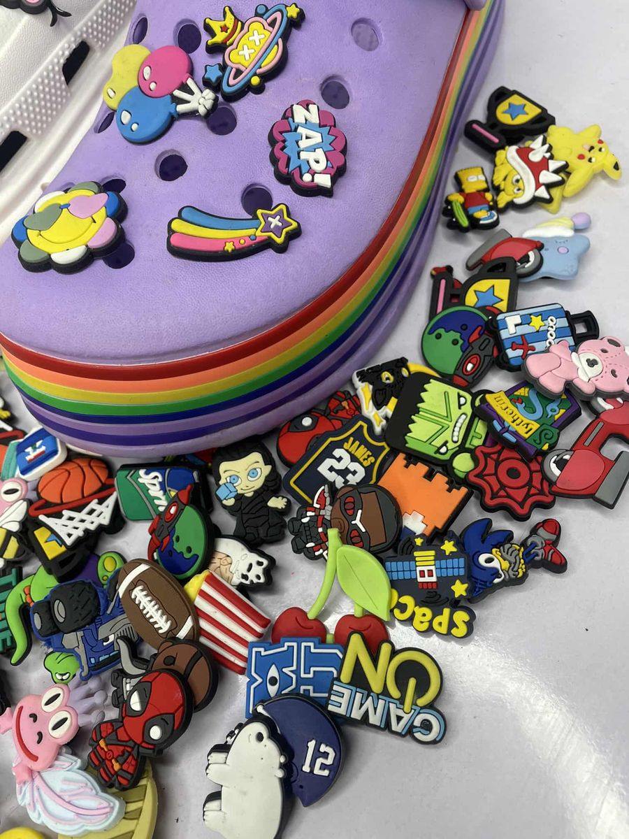 25 Pieces Wholesale Crocs Charms &Jibbits