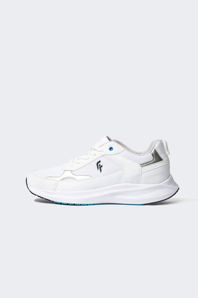 Man Casual Sport Shoes - White