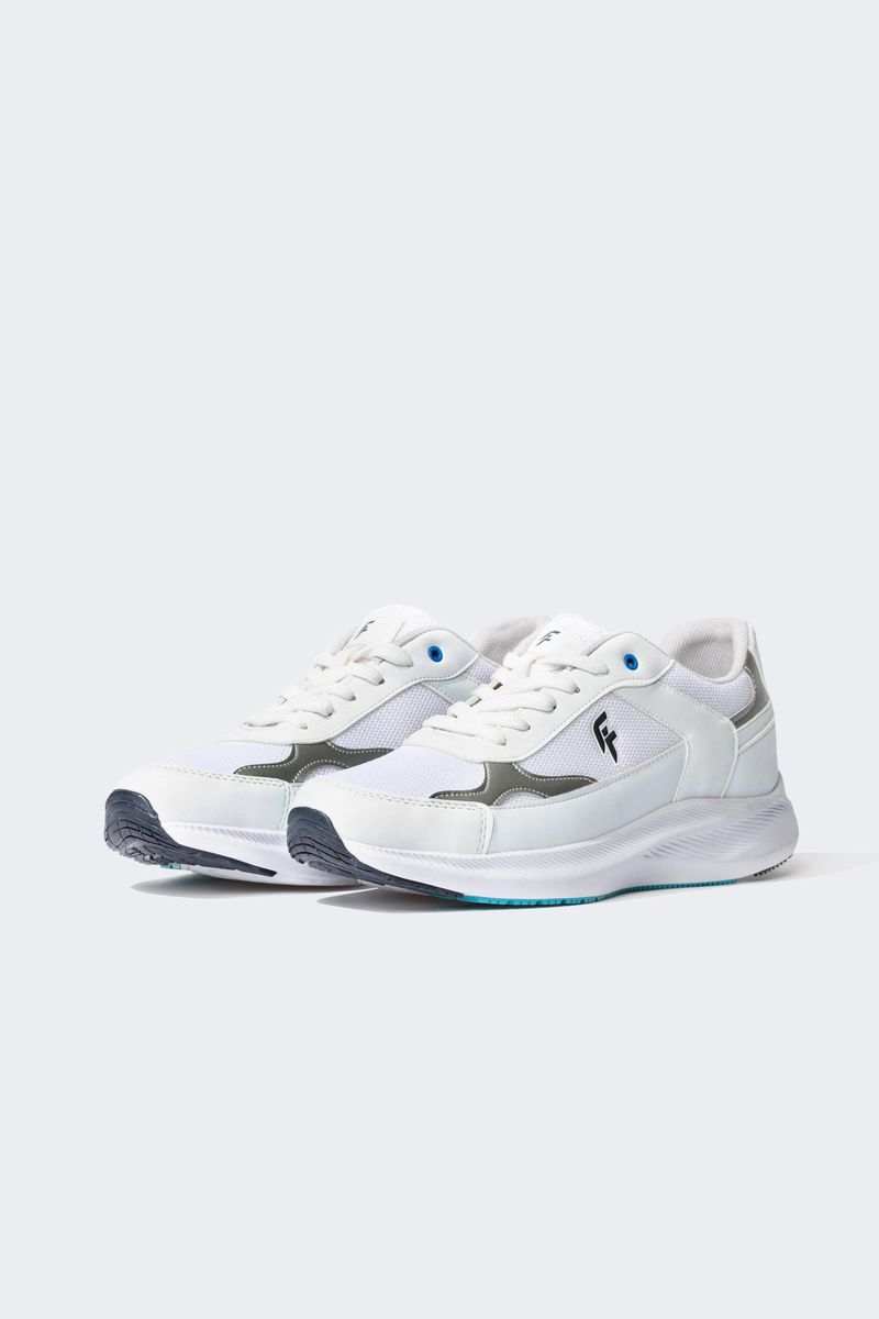 Man Casual Sport Shoes - White