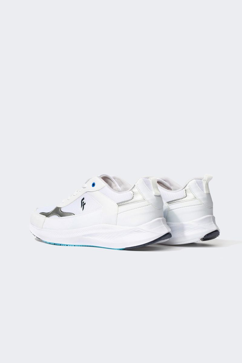 Man Casual Sport Shoes - White