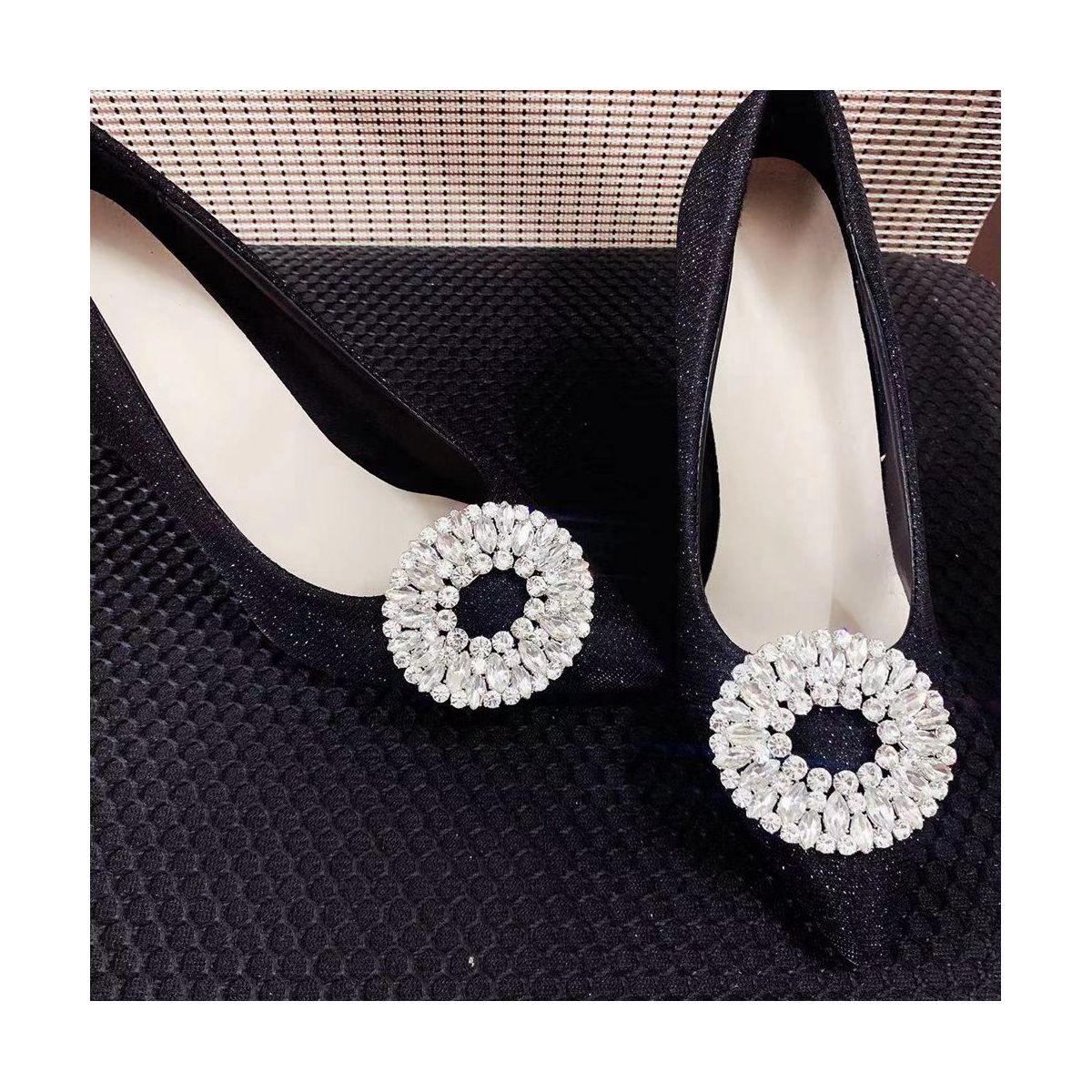 1Pair Detachable Shoes Decorations Shiny Crystal Shoes Clip