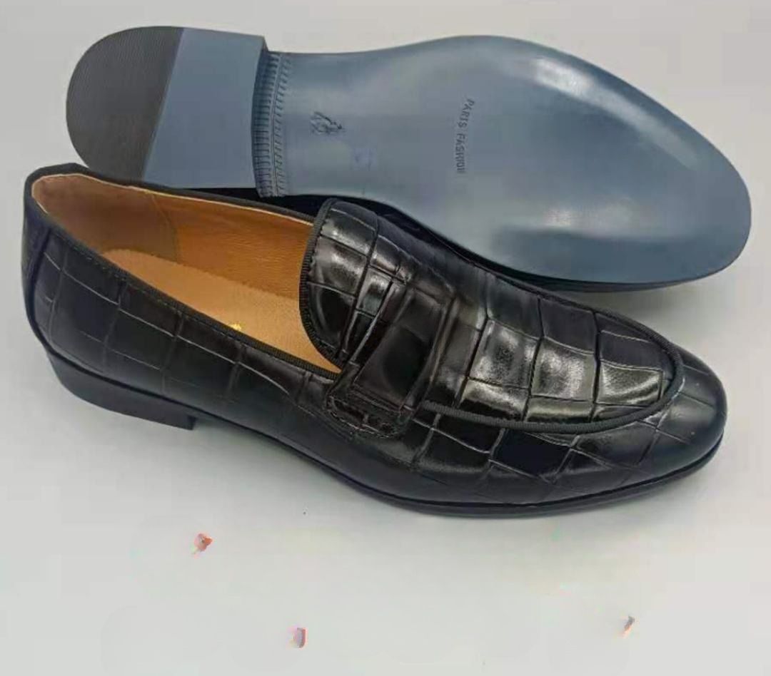 PURE PLAIN LEATHER  DESIGNERS SHOE BLACK