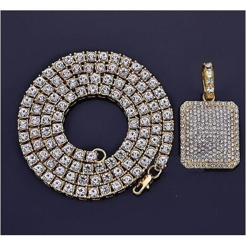 Men's Iced Out Diamond Chain With Dog Tag Pendant