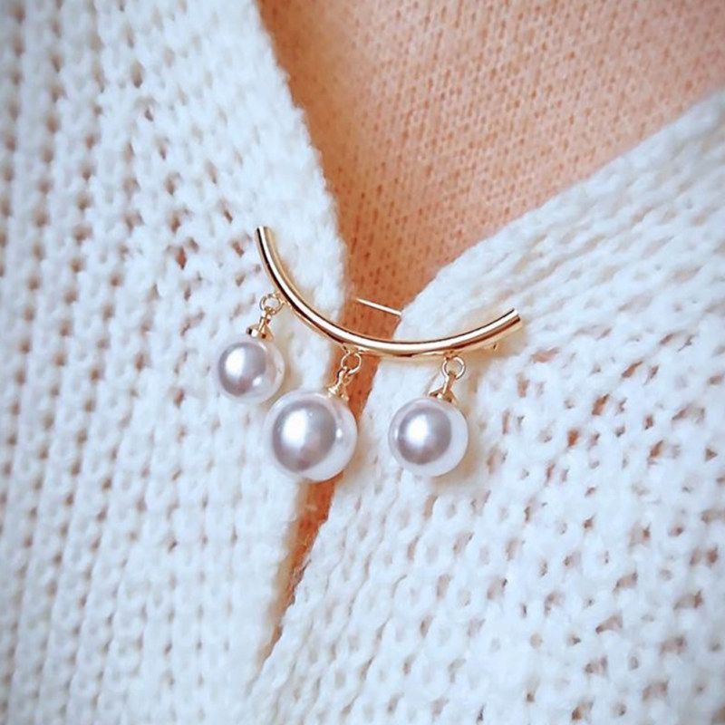 Women Faux Pearl Dangle Brooch Pin Cardigan-Silver