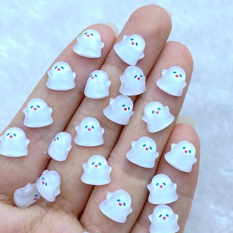 50Pcs New Cute 8mm Mini Halloween Ghost Series Flat Back Manicure Parts Embellishments For Hair Bows Accessories