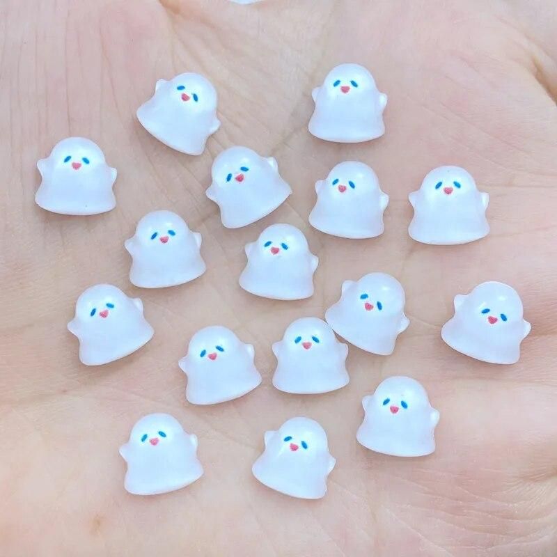 50Pcs New Cute 8mm Mini Halloween Ghost Series Flat Back Manicure Parts Embellishments For Hair Bows Accessories