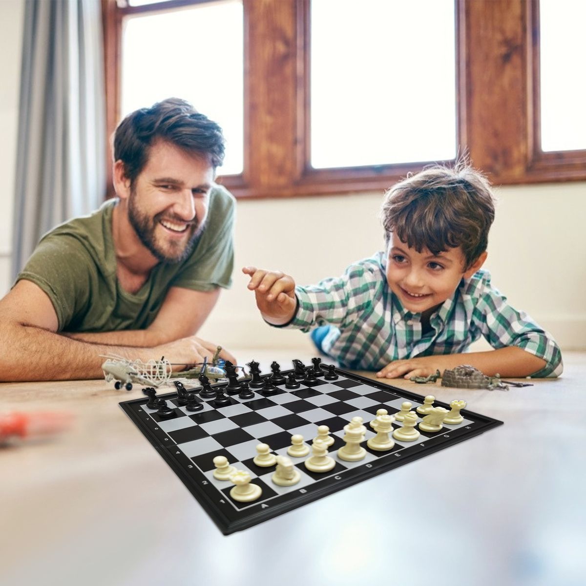 Portable Chess Set Folding Magnetic Chess Board Games