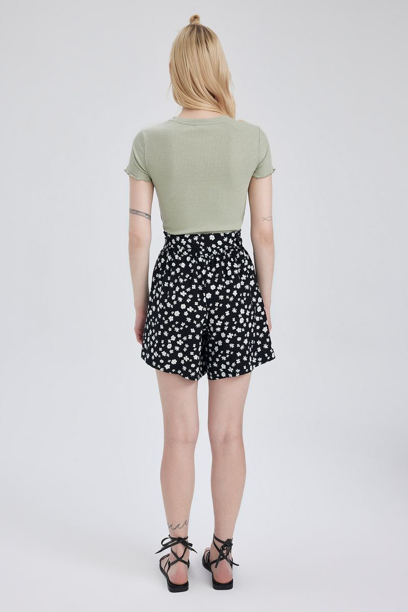 Woman Young Relax Fit Woven Short - Black