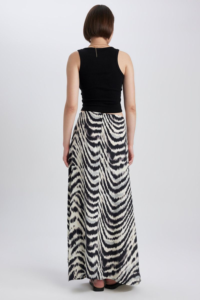 Woman Young Straight Woven Skirt - Black