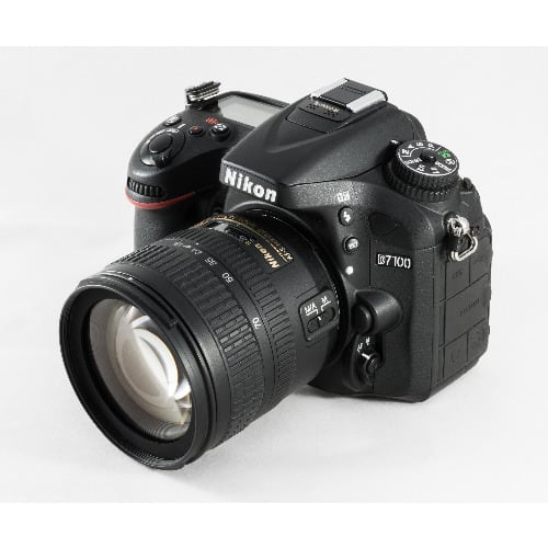 Dslr Camera D7100 With 18 - 105mm Zoom Lens