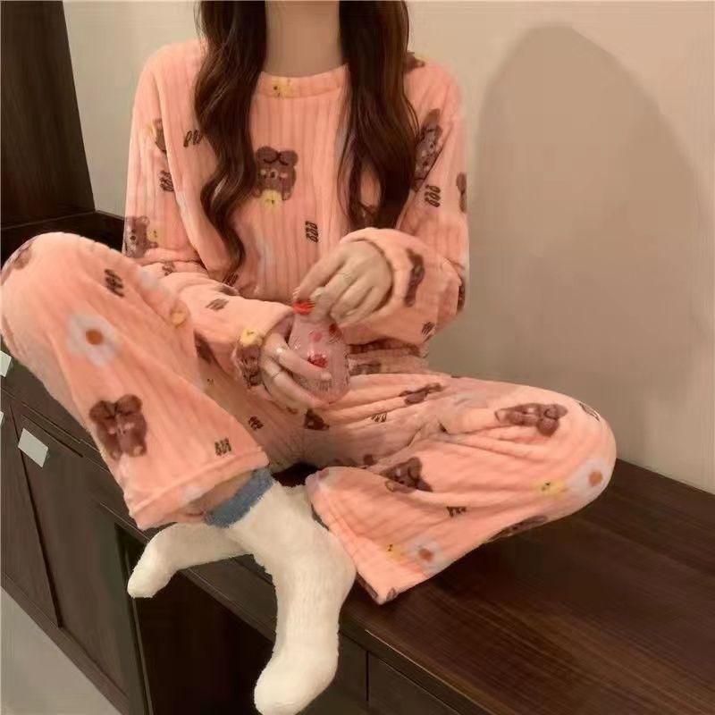 New Bear Suit 2022 Autumn and Winter Pajamas round Neck Loose Thin Long Sleeve Home Wear Coral Fleece Ladies Two-Piece Set