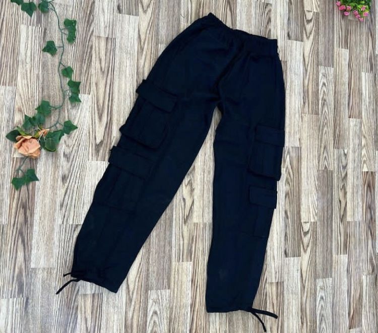 Cargo Joggers/ Cargo Pants( Doesn't Come With The Crop Top)