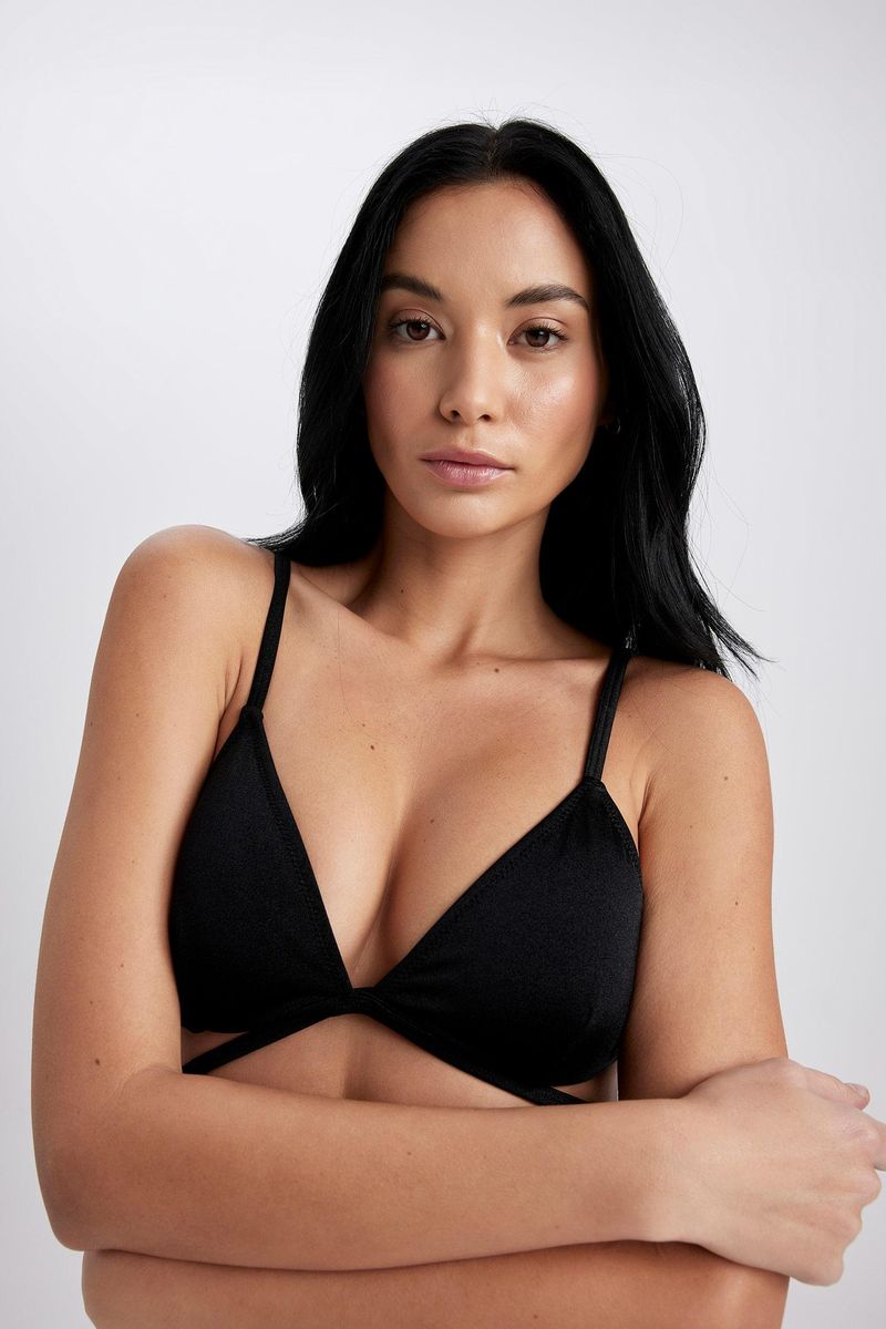 Woman Special Collection Regular Fit Bikini Top - Black