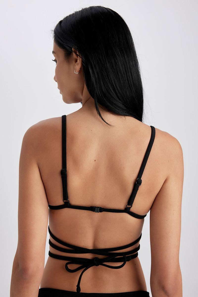 Woman Special Collection Regular Fit Bikini Top - Black