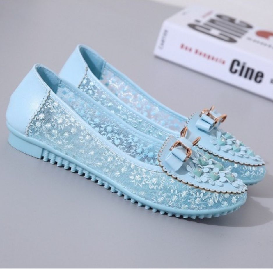 Fashionable Women's Flat Shoe - Blue