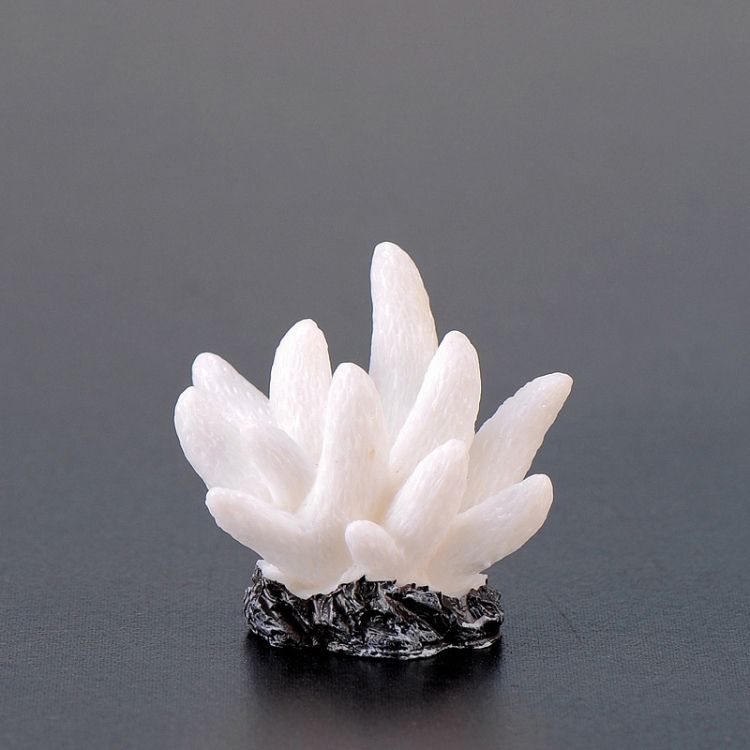 10 PCS Simulation Resin Coral , Colour: No. 7 White