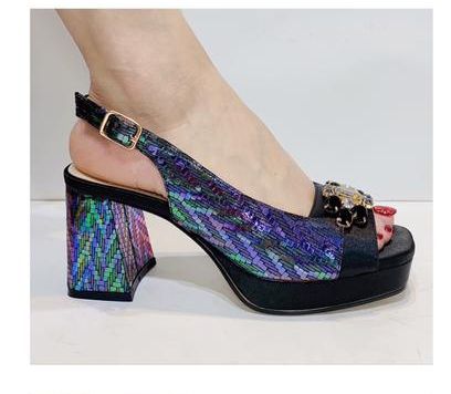Classy Designers Ladies Sandals-Black