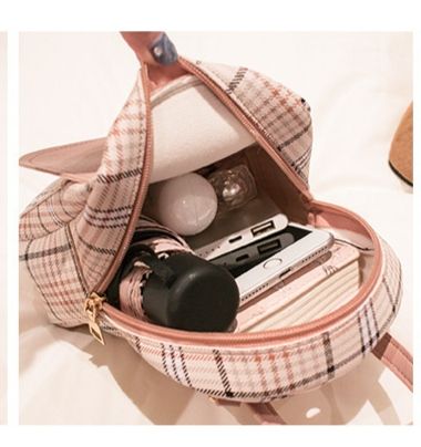 Small / Mini Hand Bag For Leisure Outings.