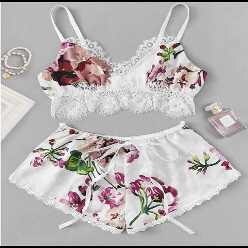 Sexy Ladies Lace Night Wear