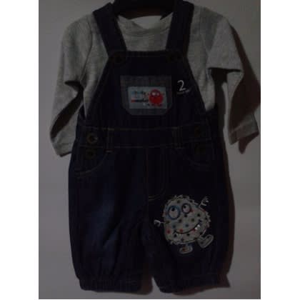 T-shirt with Dungaree