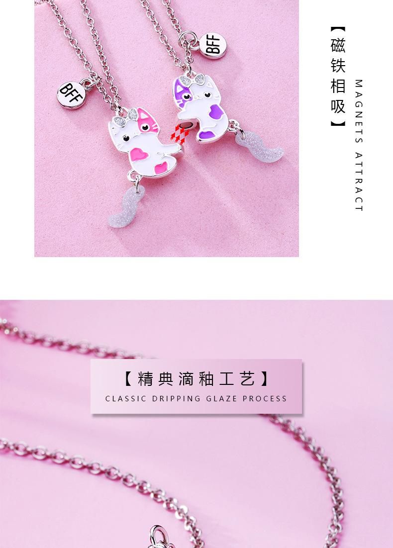 A pair of good friends and best friends BFF cute and lively cat magnets attract children's necklaces