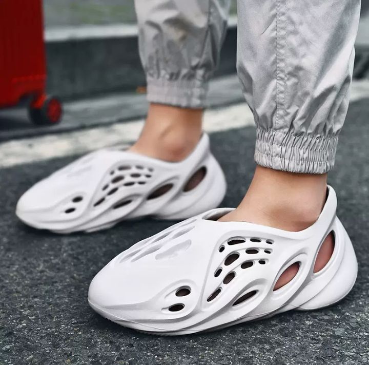 White Unisex EVA Fashion Waterproof Shoes For Outdoor