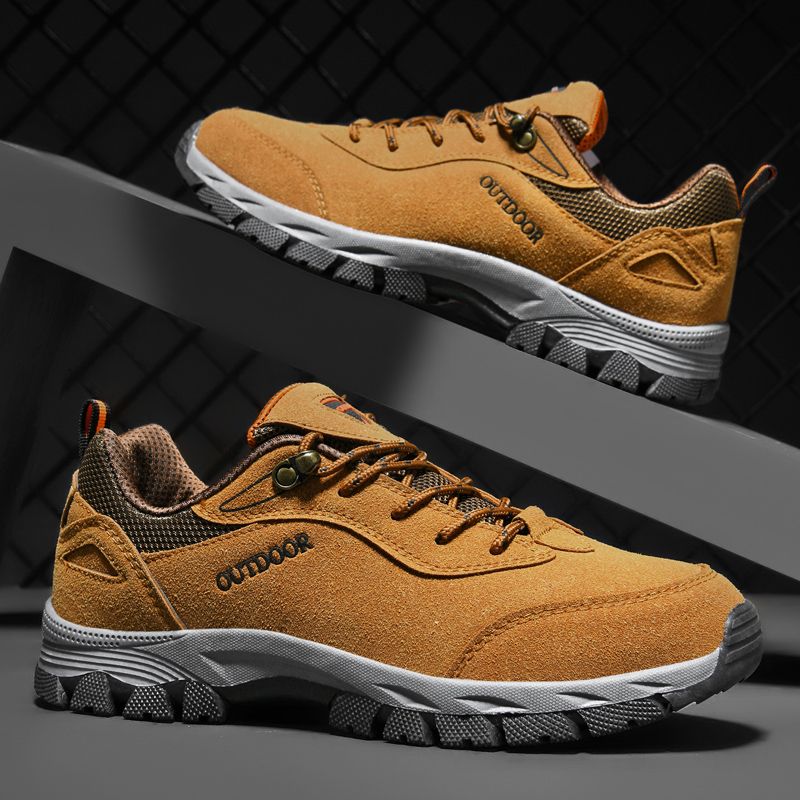 New Arrival Hiking Shoes Men Sneakers EUR Size 39-49 Outdoor Mountain Climbing Shoes High Quality Male Sport Trekking Sneakers Suede Leather Combat Desert Training Shoes Wear-resistant Work Sneakers Khaki