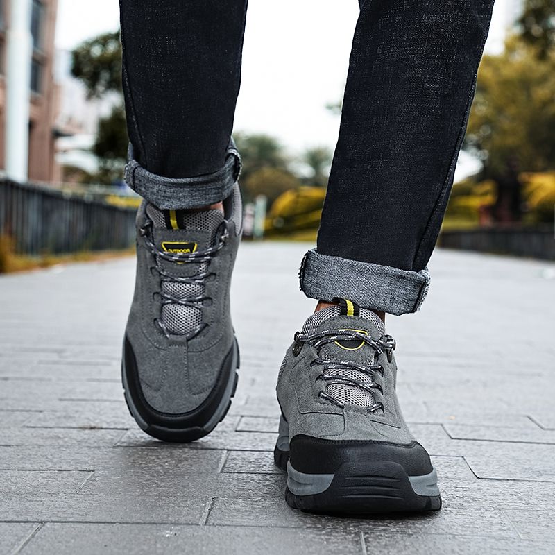 Men's Hiking Shoes Sneakers New Arrival Trekking Shoes Man Breathable Comfortable Mountain Climbing Shoes Lace-up Outdoor Hunting Shoes Sports Work Shoes EUR Size 39-49