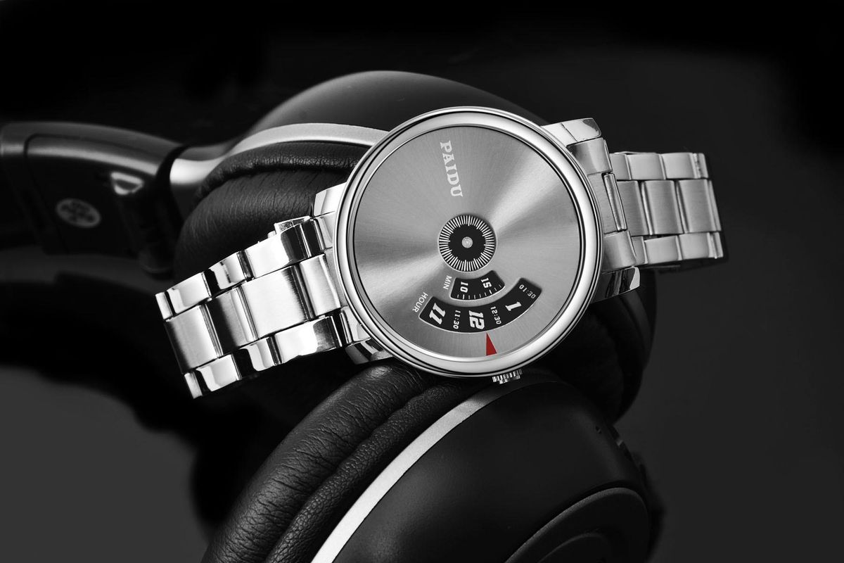 Paidu Men Roating Quartz Fashion Wrist Watch(Color:Silver)