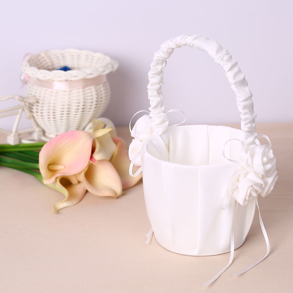 7 * 7 Inches White Heart Ring Bearer Pillow And Satin Flower
