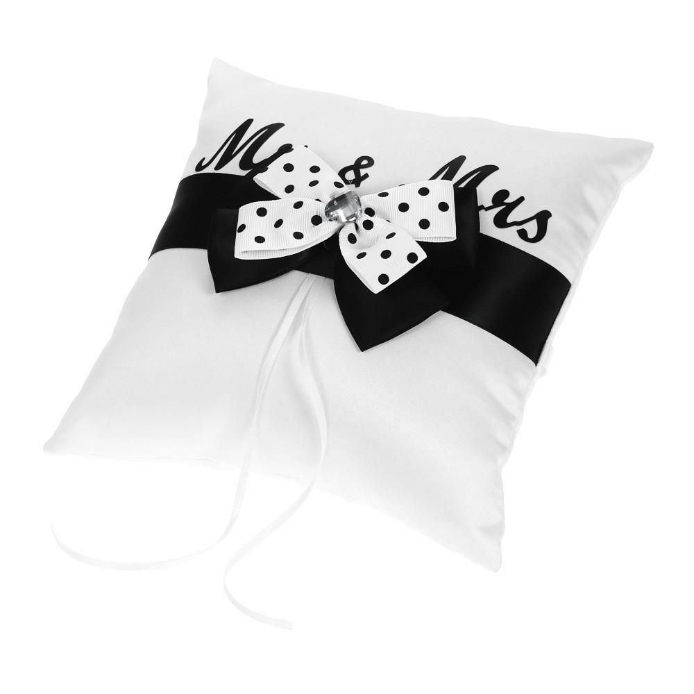 7 * 7 inches White Black Satin Bowknot Wedding Ring Bearer Pillow Wedding Ceremony Decoration Supplies
