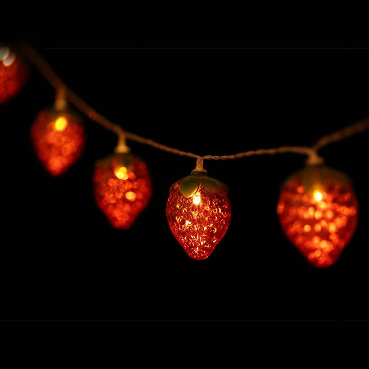 10FT 20LED Strawberry String Lights Christmas Decorative Fairy Lights LED Hanging Lights Always On & Flashing Light Mode for Festivals Easter Carnival Parties