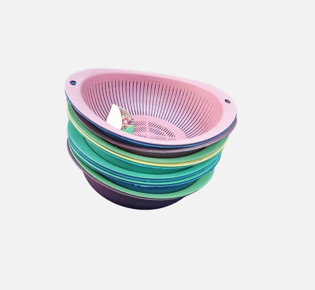 Party Souvenir (Pair Of Fruit Bowl/seive And Regular Bowl)