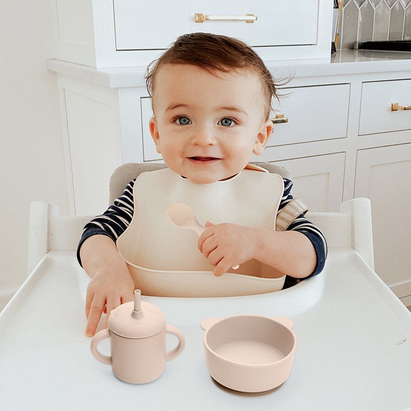 4PcsSet Baby Silicone Plate Spoon Set Baby Feeding Silicone