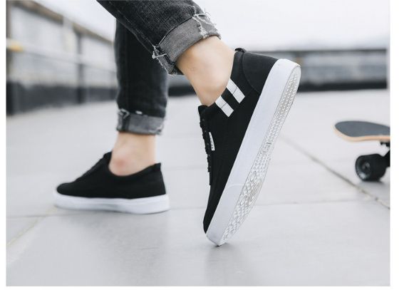 Canvas Shoes Trendy Anti Slip Breathable Sneaker For Men Flats - Black