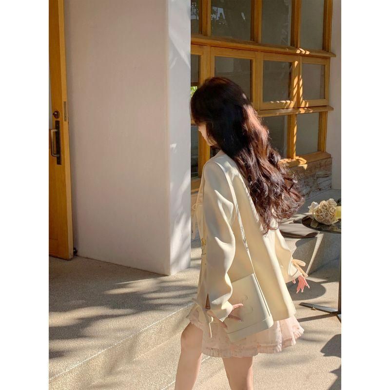Sweet Milky Yellow Lace-up Solid Color Suit Coat Design Loose Slimming Top for Women